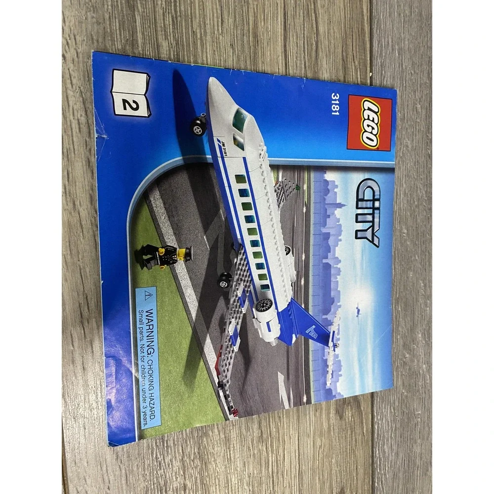 LEGO City 3181 Passenger‎ Plane Instruction Manual Book 2 2010 Illustrated